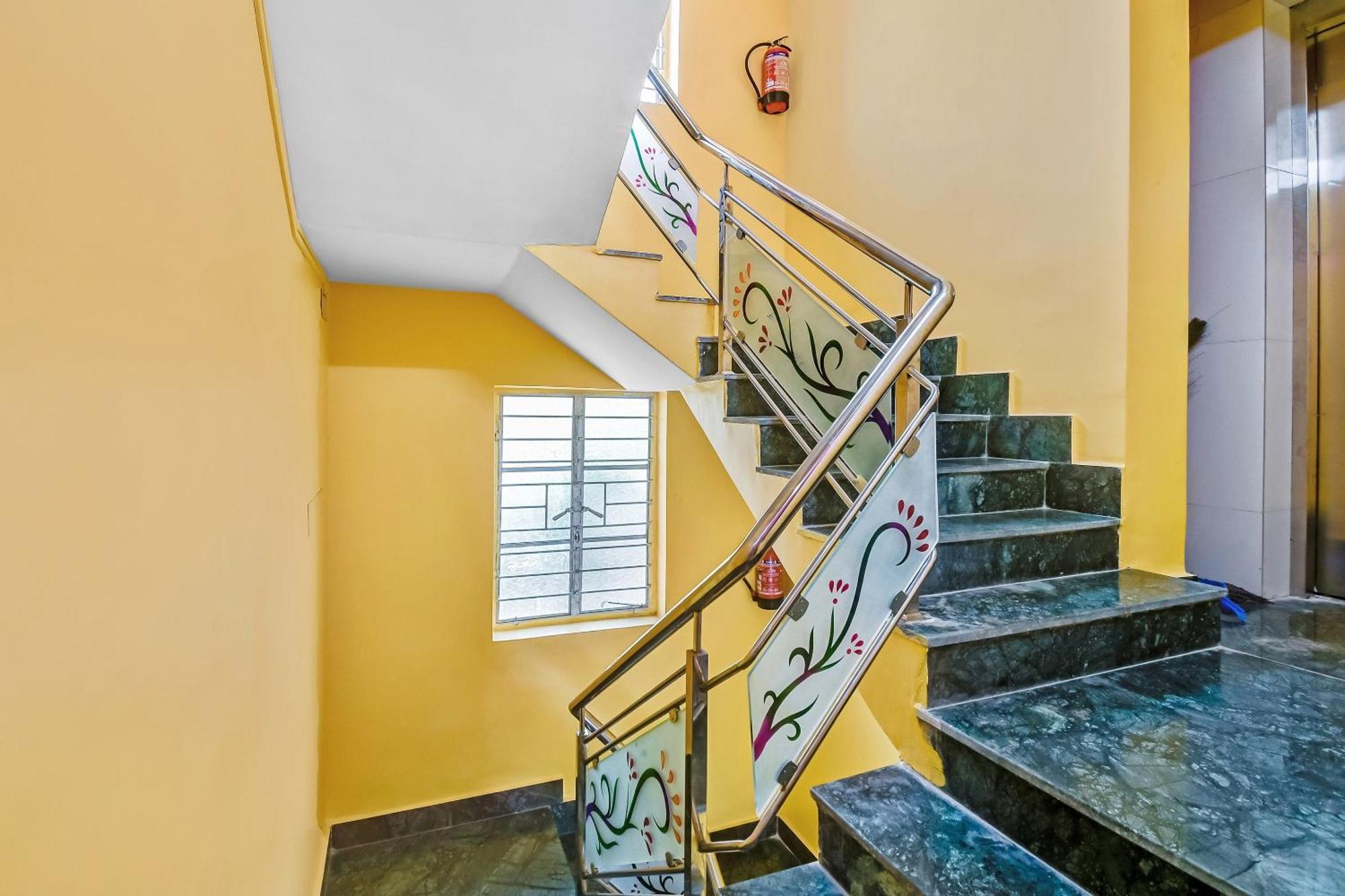 Hotel O Amaze Kolkata